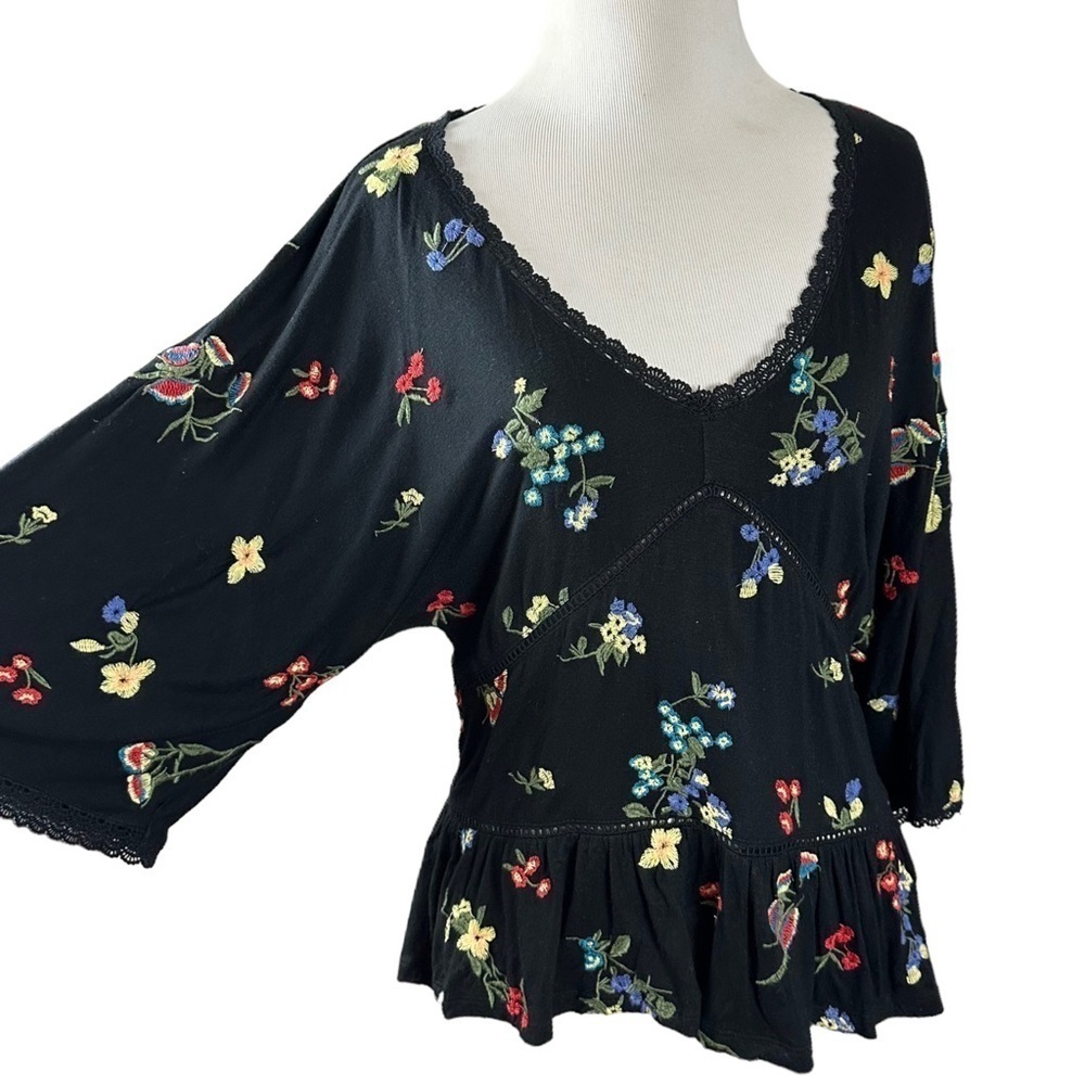 Anthropologie Parvati Embroidered Floral Kimono Sleeve Lace Trim Blouse Size XS